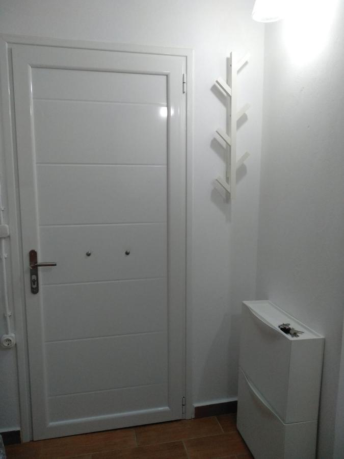 House With Beautiful Garden In Plomari Apartment Luaran gambar